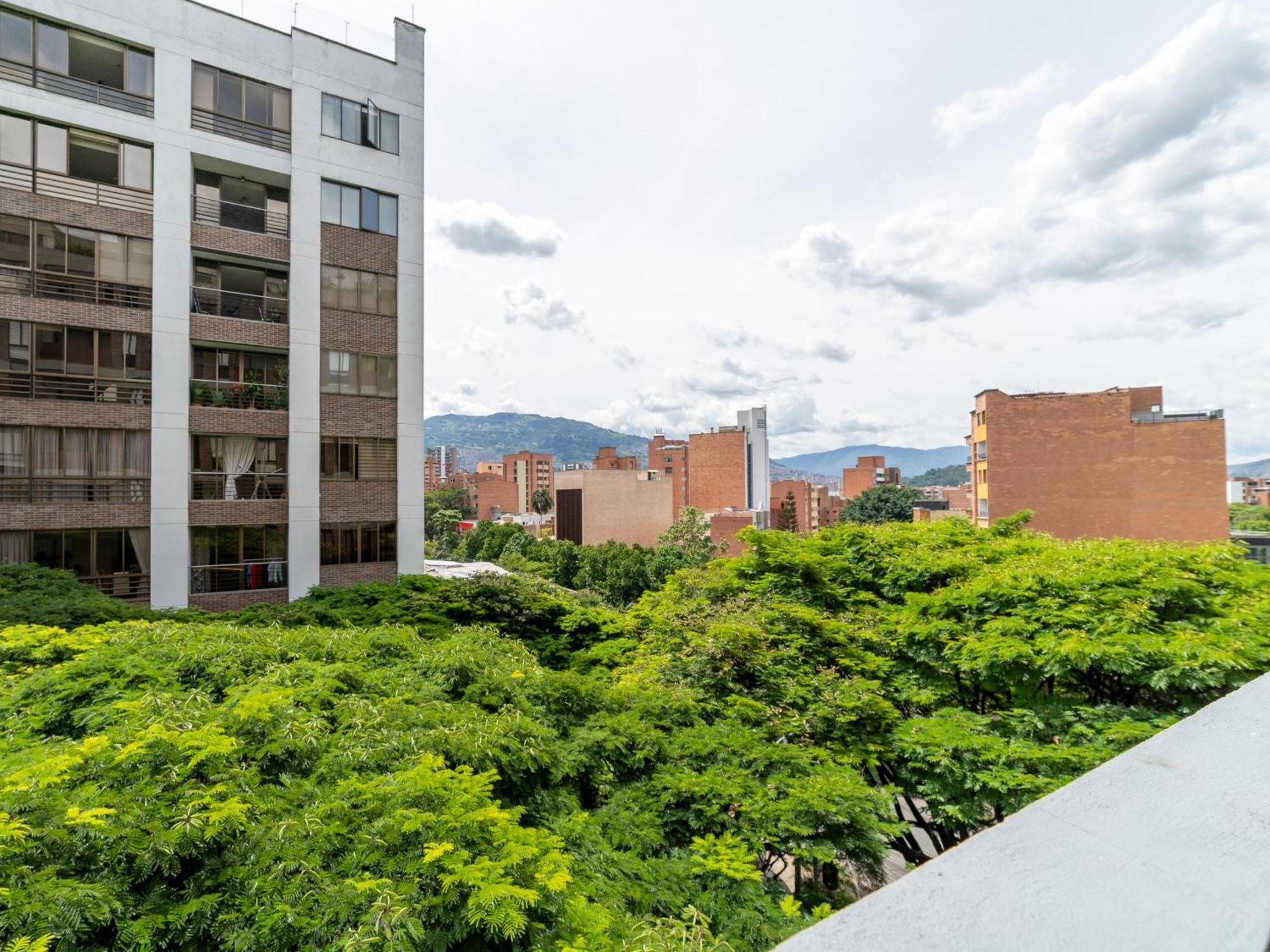 Appartamento Enchanted Elegance In Laureles Medellín Esterno foto